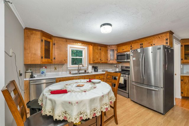 10 Masquanipi Drive, Antrim, NH 03440