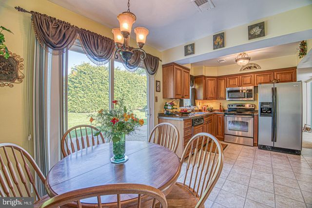 203 HAZEL RIDGE DR, Wilmington, DE 19810