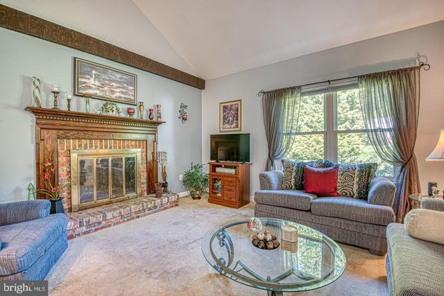 203 HAZEL RIDGE DR, Wilmington, DE 19810