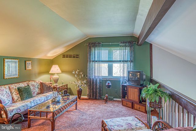203 HAZEL RIDGE DR, Wilmington, DE 19810