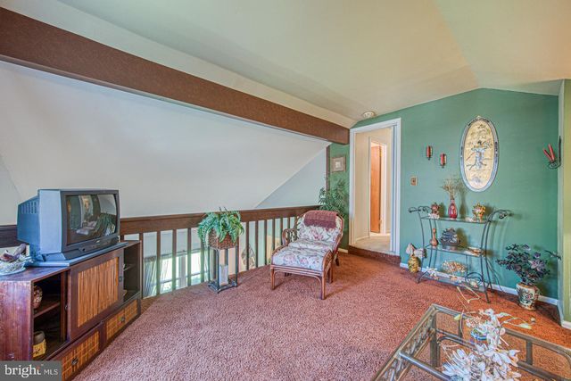 203 HAZEL RIDGE DR, Wilmington, DE 19810