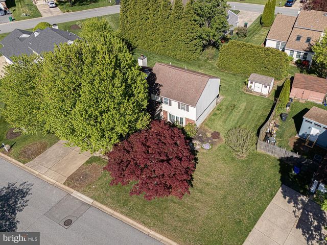 203 HAZEL RIDGE DR, Wilmington, DE 19810