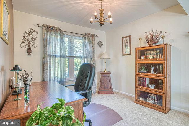 203 HAZEL RIDGE DR, Wilmington, DE 19810