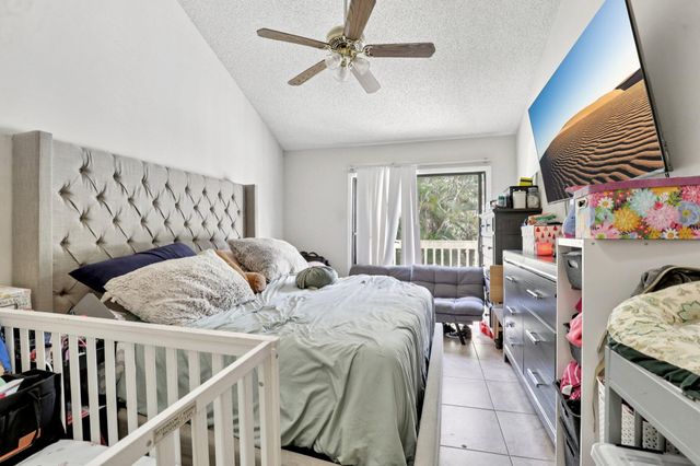 7208 Sportsman Drive, North Lauderdale, FL 33068