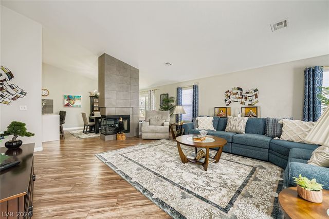 10059 Oak Creek Canyon Avenue, Las Vegas, NV 89147