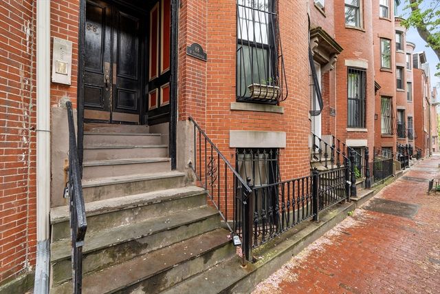 88 W Springfield St 3, Boston, MA 02118