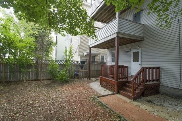 14 E Milton Road 4B, Brookline, MA 02445