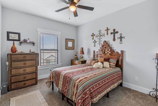 1103 S Brooks Avenue, Ozark, MO 65721