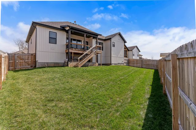 1103 S Brooks Avenue, Ozark, MO 65721