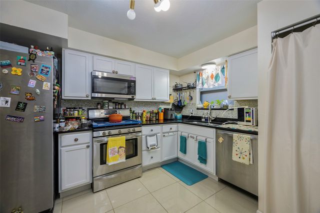 8619 Reva Street, Dallas, TX 75227