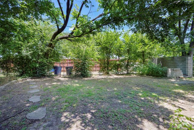 8619 Reva Street, Dallas, TX 75227