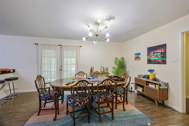 8619 Reva Street, Dallas, TX 75227