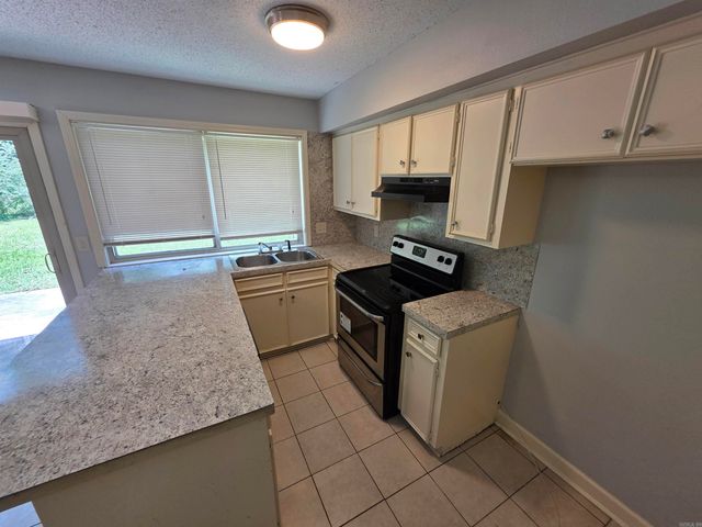 5400 Southboro Drive, Little Rock, AR 72209