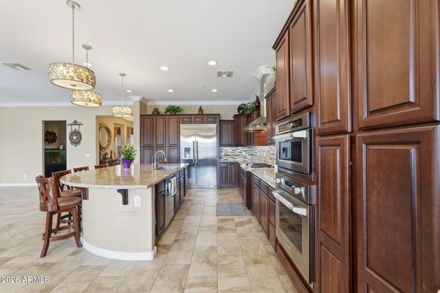 7561 W ARTEMISA Avenue, Peoria, AZ 85383