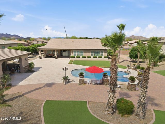 7561 W ARTEMISA Avenue, Peoria, AZ 85383