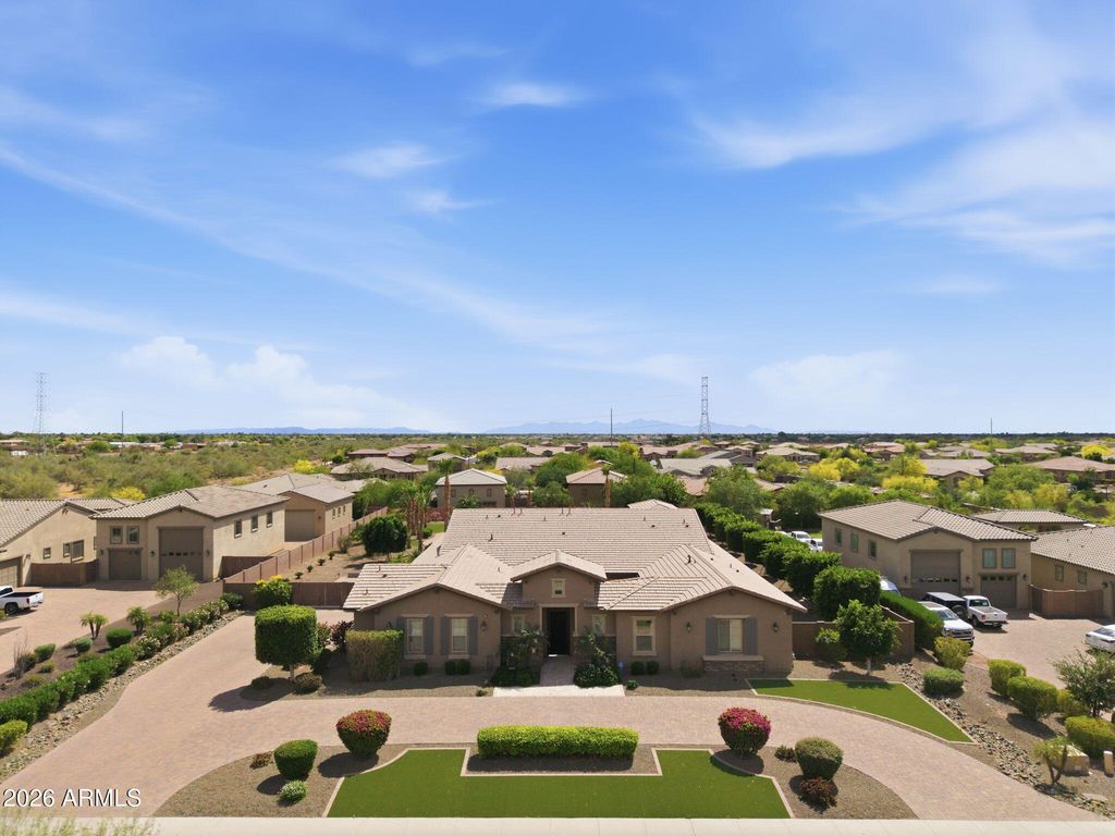 7561 W ARTEMISA Avenue, Peoria, AZ 85383 — photo 2