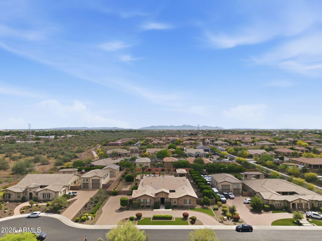 7561 W ARTEMISA Avenue, Peoria, AZ 85383 — photo 4