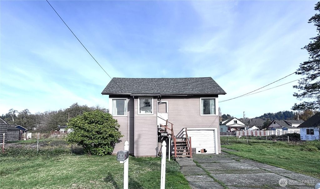 208 E King ST, Aberdeen, WA 98520