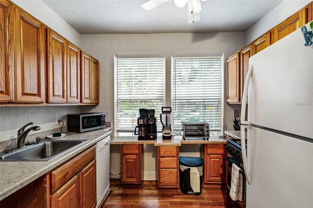 1203 NW 12TH AVENUE, Gainesville, FL 32601