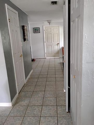 1203 NW 12TH AVENUE, Gainesville, FL 32601