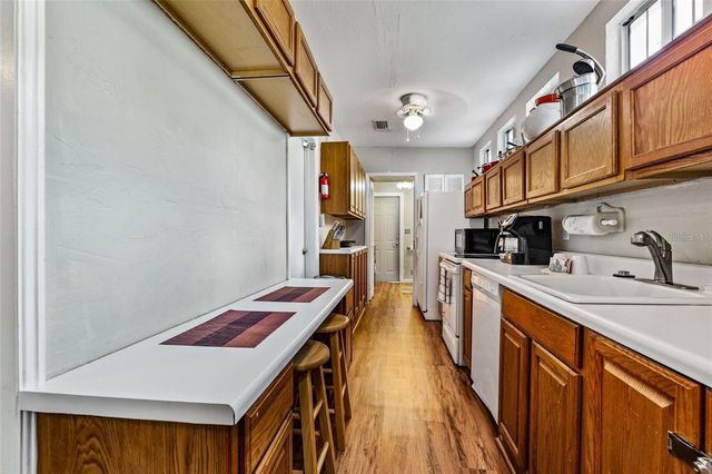 1203 NW 12TH AVENUE, Gainesville, FL 32601