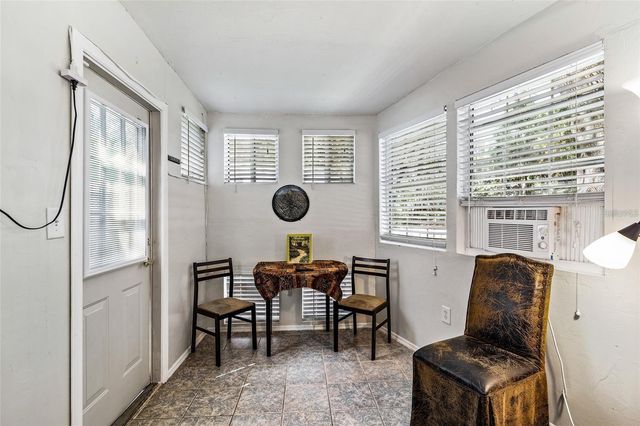 1203 NW 12TH AVENUE, Gainesville, FL 32601