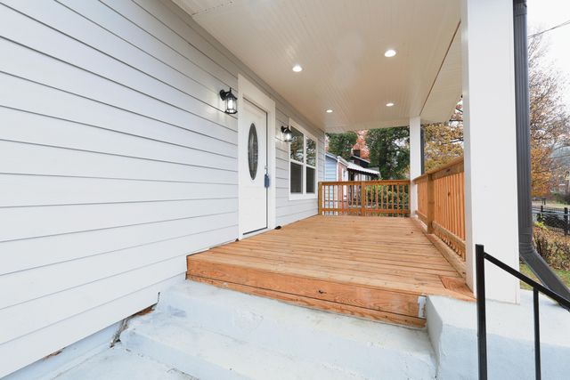 2415 Vine Street, Chattanooga, TN 37404