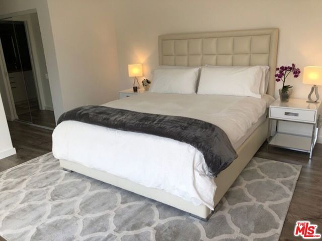 9297 BURTON Way 3, Beverly Hills, CA 90210
