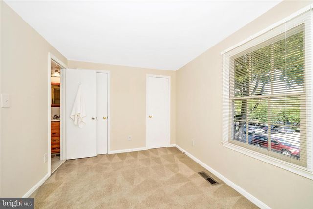 20200 RAVENSDALE CT, Gaithersburg, MD 20886