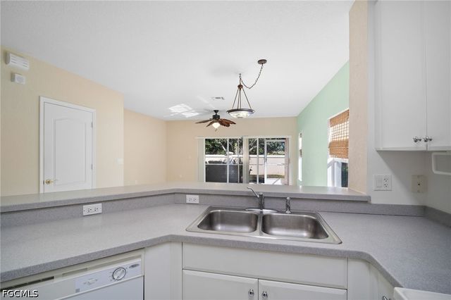 8535 athena CT, Lehigh Acres, FL 33971