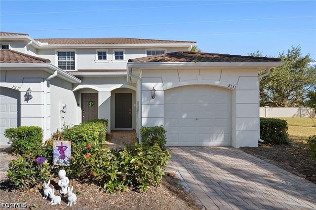 8535 athena CT, Lehigh Acres, FL 33971