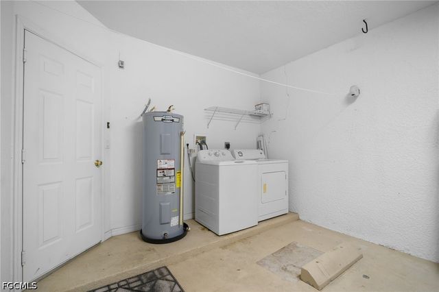 8535 athena CT, Lehigh Acres, FL 33971