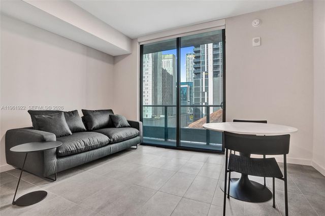 121 NE 5th Street 807, Miami, FL 33132