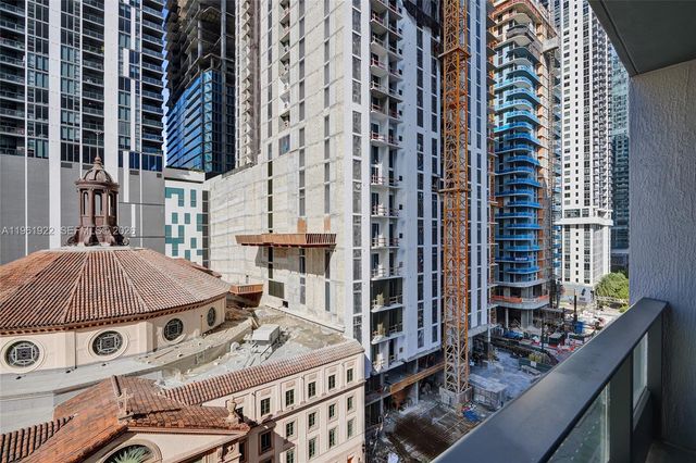 121 NE 5th Street 807, Miami, FL 33132