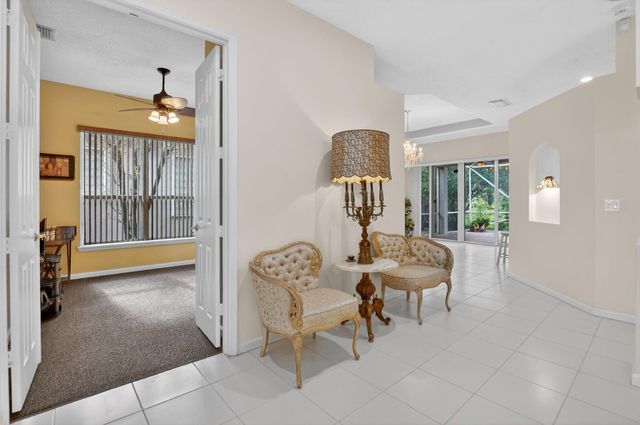 8813 Downing Street, Boynton Beach, FL 33472
