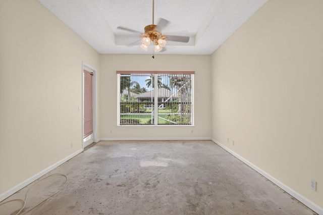 8813 Downing Street, Boynton Beach, FL 33472