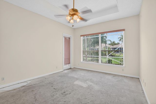 8813 Downing Street, Boynton Beach, FL 33472