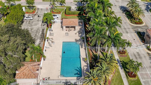 8813 Downing Street, Boynton Beach, FL 33472