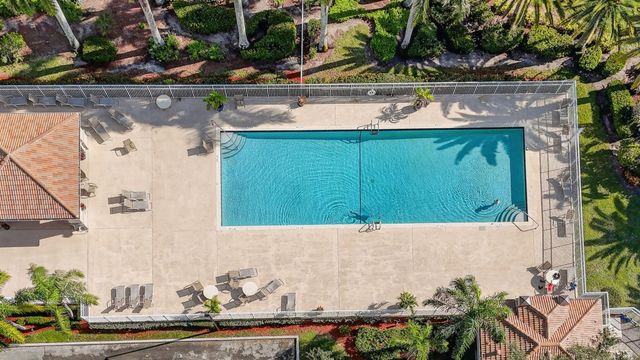 8813 Downing Street, Boynton Beach, FL 33472