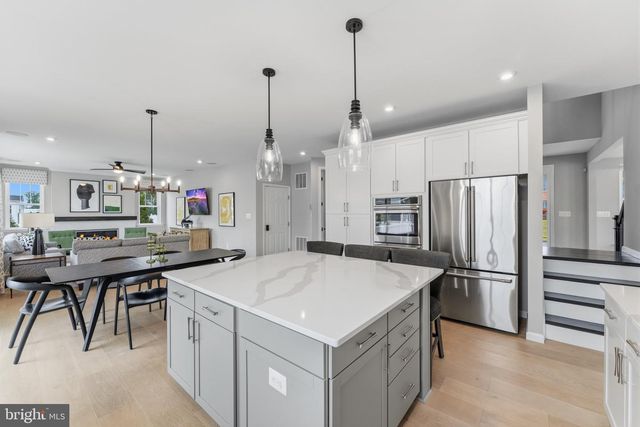 159 ABRAMS POINTE BLVD, Winchester, VA 22602