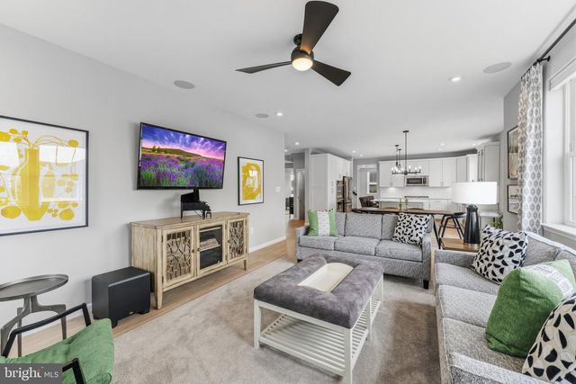 159 ABRAMS POINTE BLVD, Winchester, VA 22602