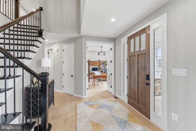 159 ABRAMS POINTE BLVD, Winchester, VA 22602