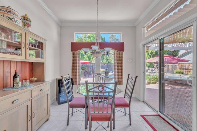 1548 Broder Cir, Folsom, CA 95630