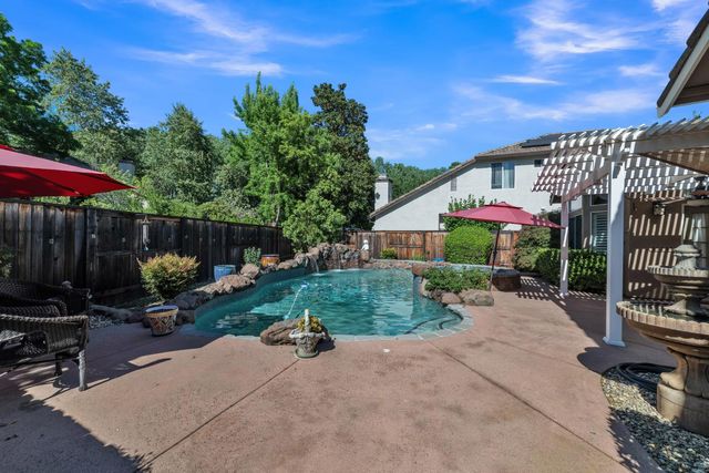 1548 Broder Cir, Folsom, CA 95630