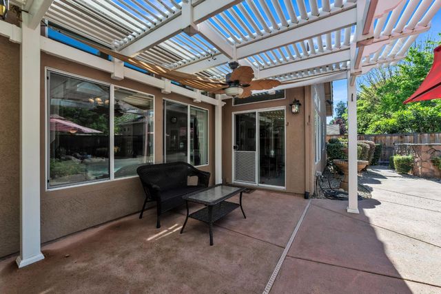 1548 Broder Cir, Folsom, CA 95630