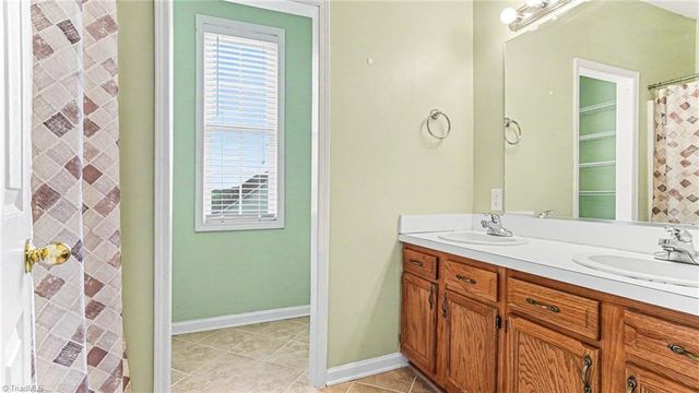 709 Old Castle Drive, Randleman, NC 27317