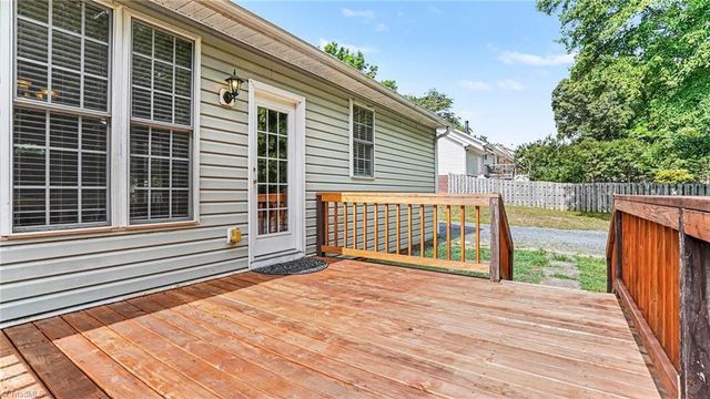 709 Old Castle Drive, Randleman, NC 27317