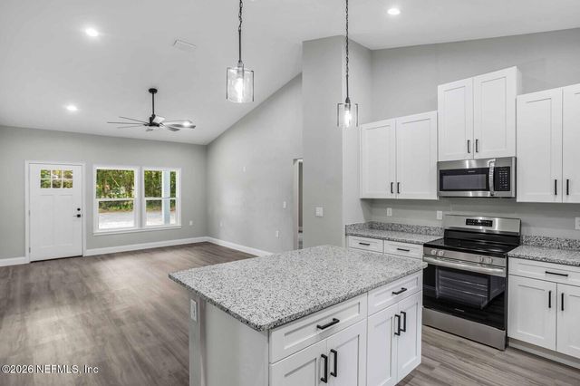 201 ALVAREZ Street, Starke, FL 32091