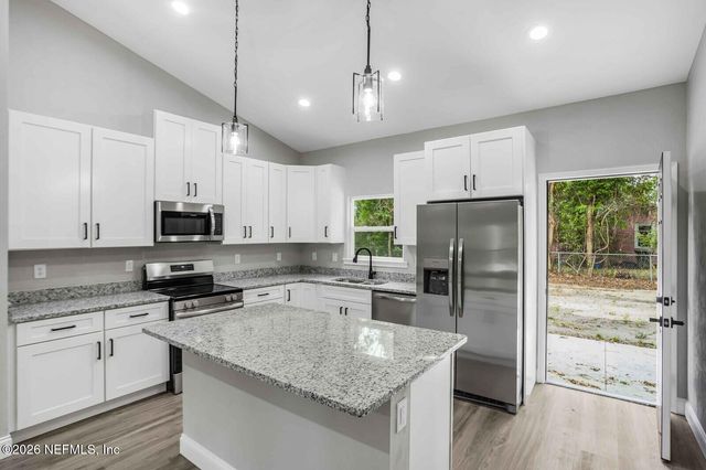 201 ALVAREZ Street, Starke, FL 32091
