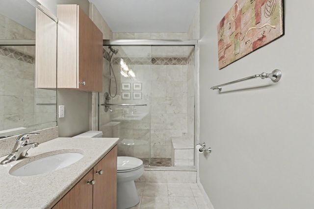 298 SE 6th Avenue 18, Pompano Beach, FL 33060